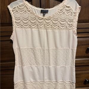 The Limited Cream Sleeveless Lace Blouse